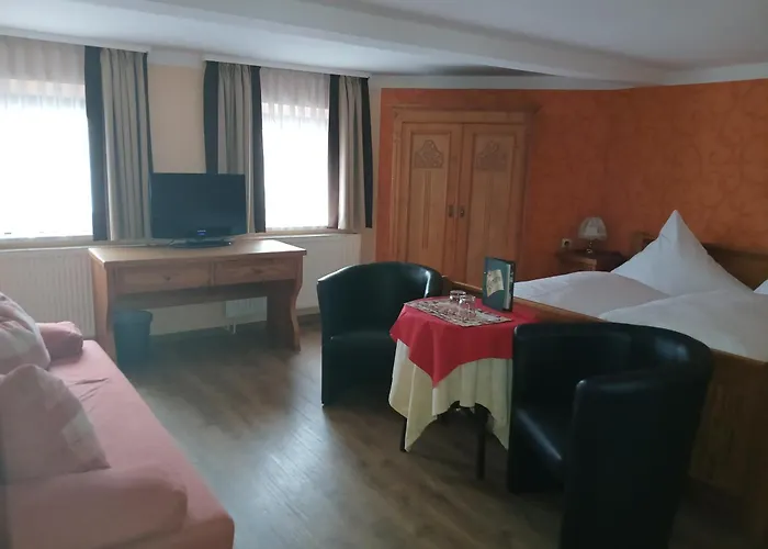 Jaegerhalle Hotel 2*